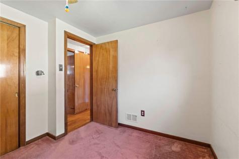 2730 Tarbel Street Brookline PA 15226