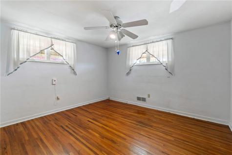 2730 Tarbel Street Brookline PA 15226