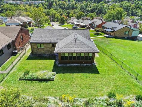 2730 Tarbel Street Brookline PA 15226