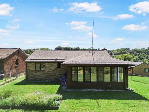 2730 Tarbel Street Brookline PA 15226