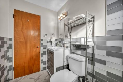 243 Columbia Drive Center Township PA 15001
