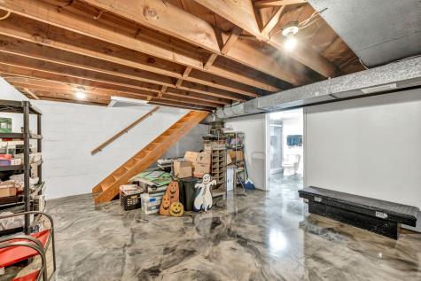 243 Columbia Drive Center Township PA 15001