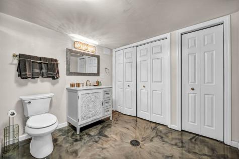 243 Columbia Drive Center Township PA 15001