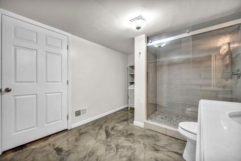 243 Columbia Drive Center Township PA 15001