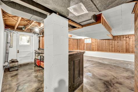 243 Columbia Drive Center Township PA 15001