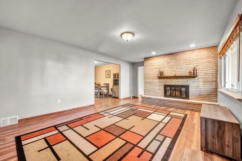 243 Columbia Drive Center Township PA 15001