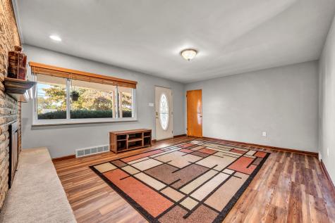 243 Columbia Drive Center Township PA 15001