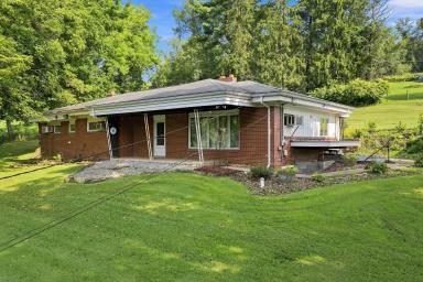 312 Flatwoods Road Vanderbilt PA 15486