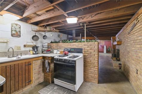 312 Flatwoods Road Vanderbilt PA 15486