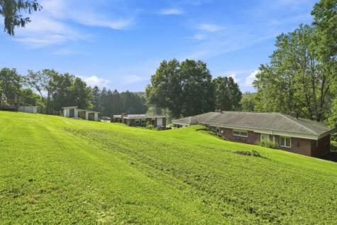 312 Flatwoods Road Vanderbilt PA 15486