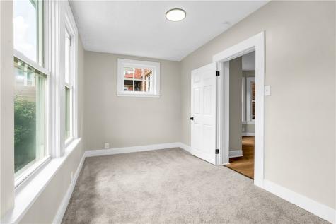 1547 Clairtonica Street Crafton Heights PA 15205