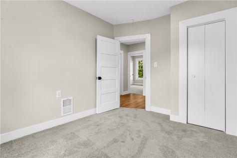 1547 Clairtonica Street Crafton Heights PA 15205