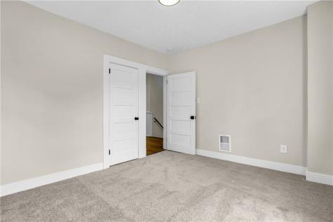 1547 Clairtonica Street Crafton Heights PA 15205