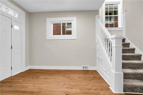 1547 Clairtonica Street Crafton Heights PA 15205