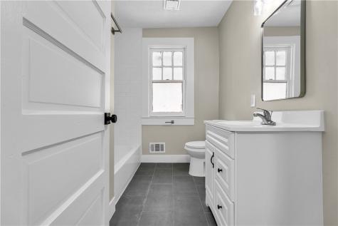 1547 Clairtonica Street Crafton Heights PA 15205