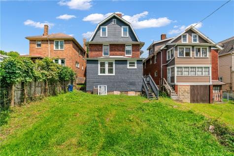 1547 Clairtonica Street Crafton Heights PA 15205