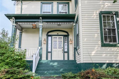 412 Wood Street California PA 15419