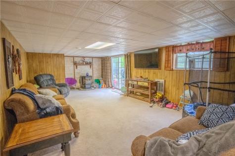 510 Mapletown Road Greensboro PA 15334