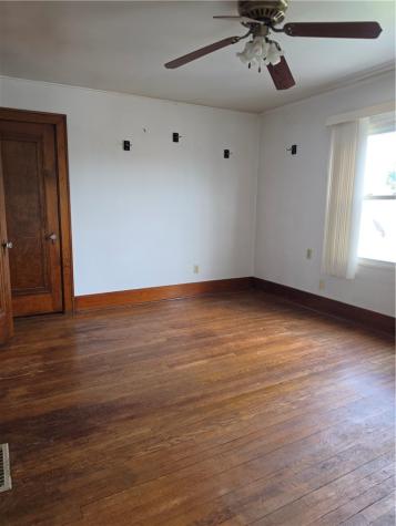 526 Roup Street Tarentum PA 15084