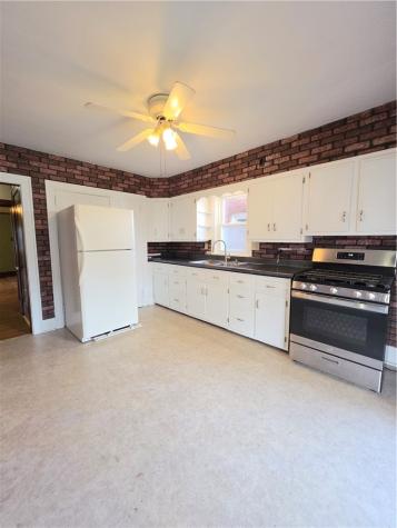 526 Roup Street Tarentum PA 15084