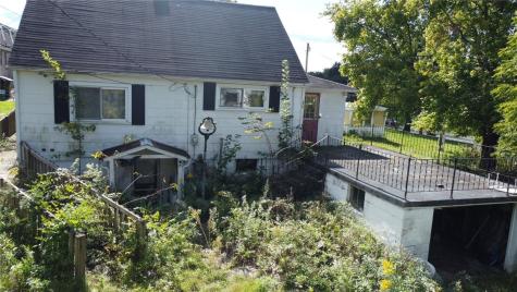 275 S Duffy Road Township Of But Nw PA 16001