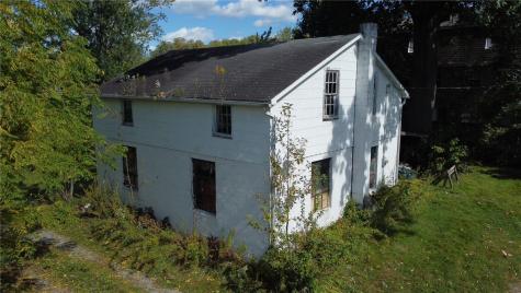 275 S Duffy Road Township Of But Nw PA 16001