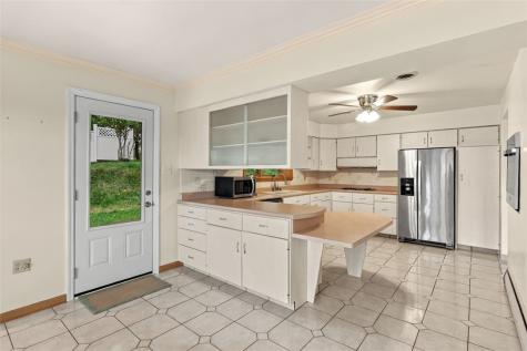 125 Schar Court Shaler PA 15209