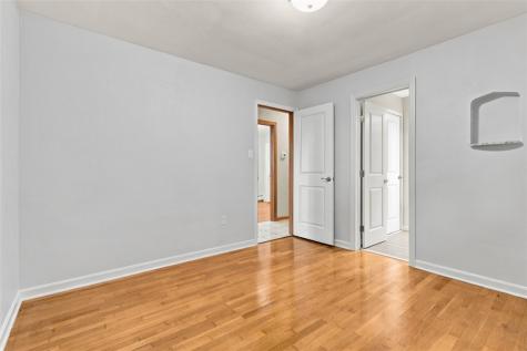 125 Schar Court Shaler PA 15209