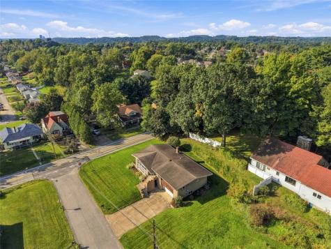 125 Schar Court Shaler PA 15209