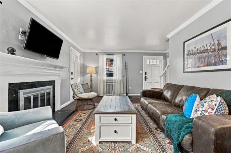 1825 Dagmar Avenue Beechview PA 15216