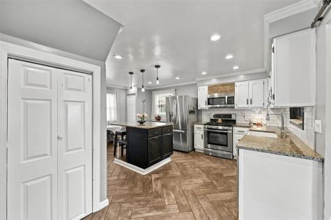 1825 Dagmar Avenue Beechview PA 15216