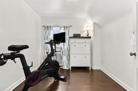 1825 Dagmar Avenue Beechview PA 15216