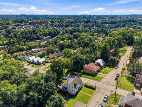 1825 Dagmar Avenue Beechview PA 15216
