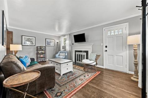 1825 Dagmar Avenue Beechview PA 15216