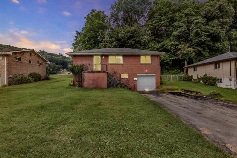123 7th Street Extension Trafford PA 15085