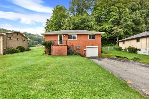 123 7th Street Extension Trafford PA 15085