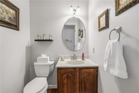 3001 Linden Court Moon/crescent Township PA 15108