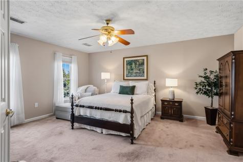 3001 Linden Court Moon/crescent Township PA 15108