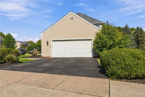 3001 Linden Court Moon/crescent Township PA 15108