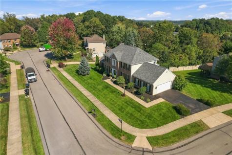 3001 Linden Court Moon/crescent Township PA 15108