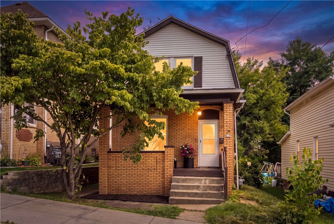 526 Dippold Avenue Baden PA 15005