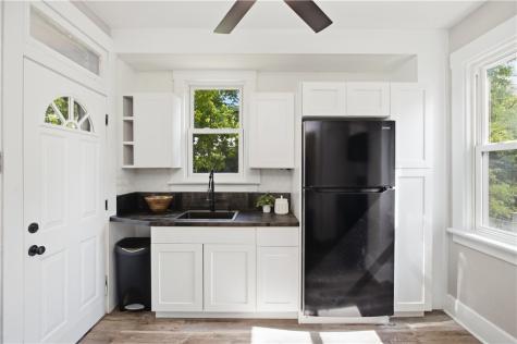 526 Dippold Avenue Baden PA 15005