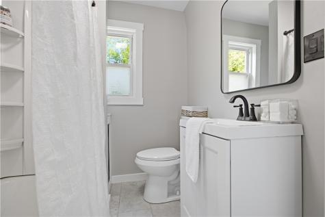 526 Dippold Avenue Baden PA 15005