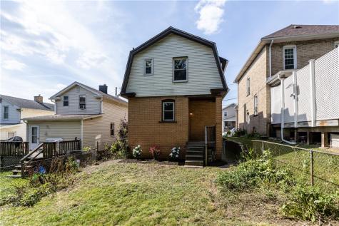526 Dippold Avenue Baden PA 15005