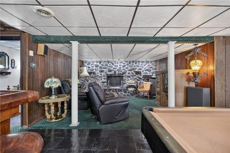 27 Sunset Drive Mcdonald PA 15057