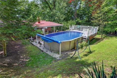 27 Sunset Drive Mcdonald PA 15057