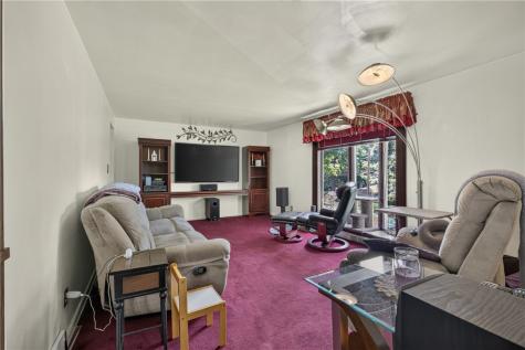 27 Sunset Drive Mcdonald PA 15057