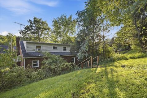 610 Cascade Road Forest Hills Boro PA 15221