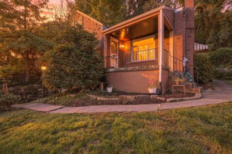 610 Cascade Road Forest Hills Boro PA 15221
