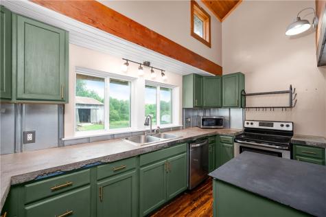 358 Hoopenhobe Lane Pulaski Township PA 16159